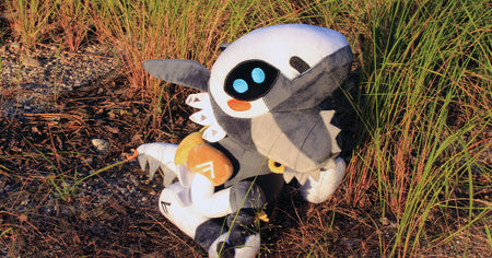 Horizon plushes are here! Plus Bomberman Hero vinyl. Utaru Aloy and Clawstrider are shipping now